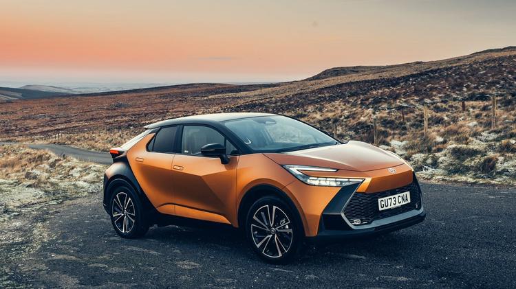 TOYOTA C-HR HATCHBACK 2.0 Hybrid GR Sport 5dr CVT [Safety Pk+Premium Pk]