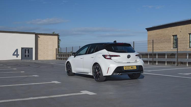 TOYOTA COROLLA HATCHBACK 1.8 Hybrid Icon 5dr CVT