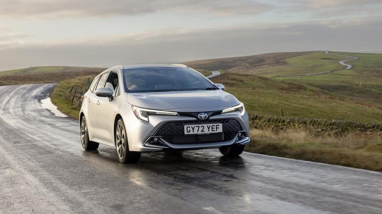 TOYOTA COROLLA TOURING SPORT 2.0 Hybrid Design 5dr CVT