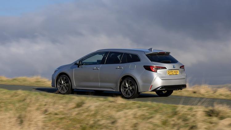 TOYOTA COROLLA TOURING SPORT 2.0 Hybrid Design 5dr CVT