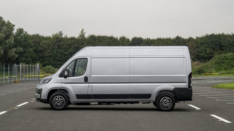 TOYOTA PROACE MAX L2 DIESEL 2.2D 140 Icon H2 Van