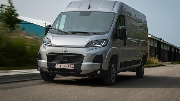 TOYOTA PROACE MAX L2 DIESEL 2.2D 140 Icon H2 Van