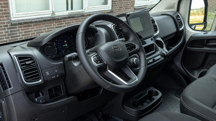 TOYOTA PROACE MAX L2 DIESEL 2.2D 140 Icon H2 Van