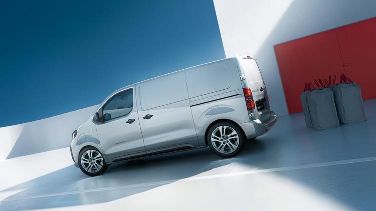 VAUXHALL VIVARO M ELECTRIC 100kW 75kWh Pro H1 Double Cab Auto [11kW]