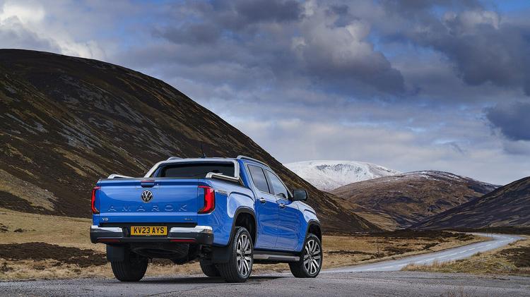 VOLKSWAGEN AMAROK SPECIAL EDITIONS D/Cab Pick Up Dark Label 3.0 V6 TDI 240 4M Auto