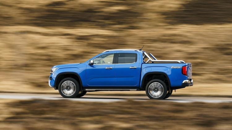 VOLKSWAGEN AMAROK SPECIAL EDITIONS D/Cab Pick Up Dark Label 3.0 V6 TDI 240 4M Auto