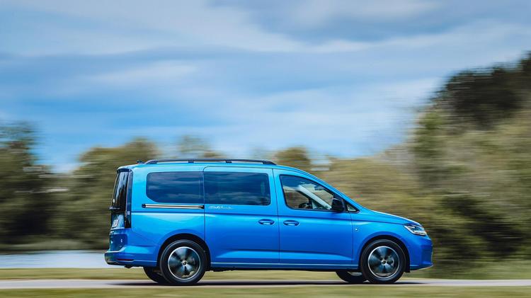 VOLKSWAGEN CADDY CALIFORNIA MAXI DIESEL ESTATE 2.0 TDI 122 5dr DSG [Tech Pack]