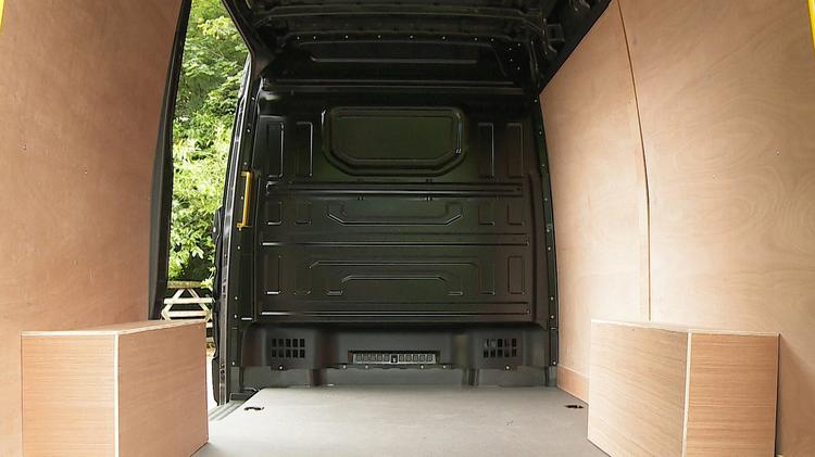 VOLKSWAGEN CRAFTER CR35 LWB DIESEL 4MOTION 2.0 TDI 177PS Commerce High Roof Van Auto
