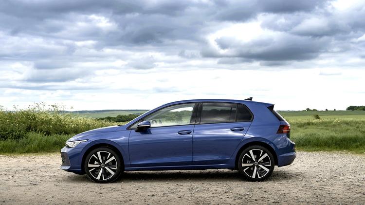 VOLKSWAGEN GOLF DIESEL HATCHBACK 2.0 TDI Match 5dr