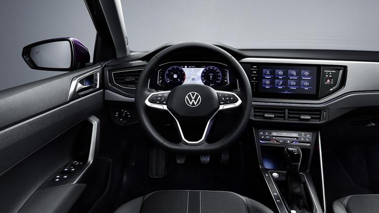 VOLKSWAGEN POLO HATCHBACK 1.0 TSI Life 5dr DSG