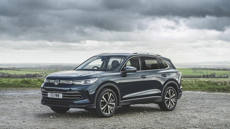 VOLKSWAGEN TIGUAN 1.5 eTSI 150 R-Line 5dr DSG