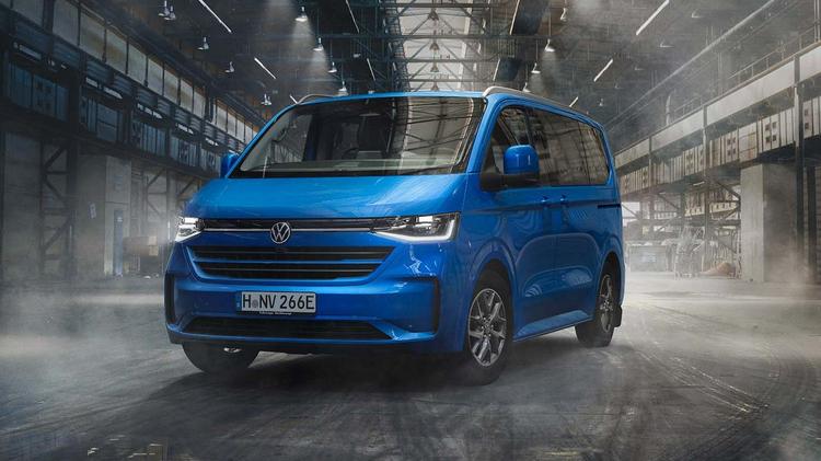 VOLKSWAGEN TRANSPORTER SHUTTLE T32 SWB DIESEL 2.0 TDI 170PS Minibus Style Auto
