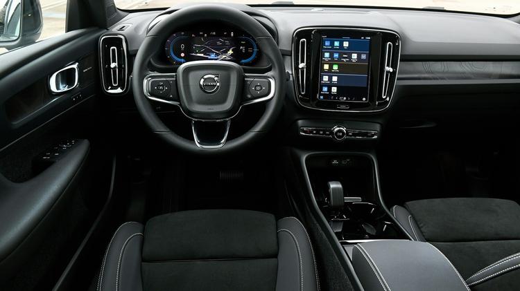 VOLVO EC40 ESTATE 175kW Plus 69kWh 5dr Auto