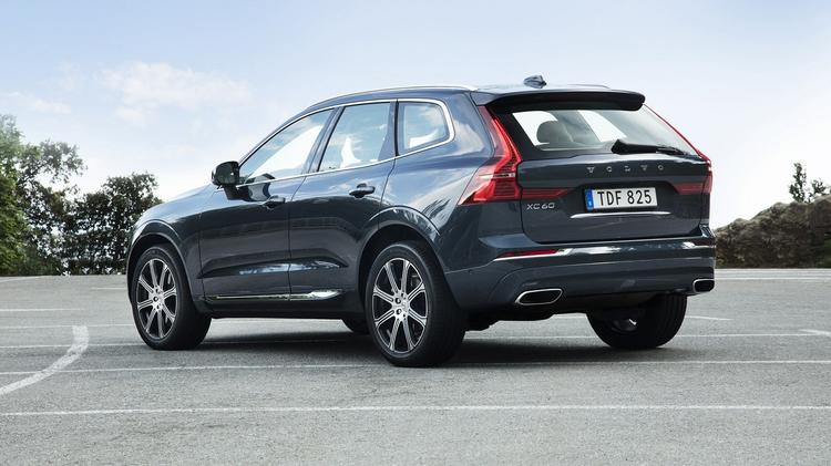 VOLVO XC60 ESTATE 2.0 B5P Core 5dr AWD Geartronic