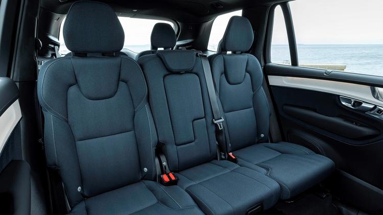 VOLVO XC90 ESTATE 2.0 B5P [250] Ultra Dark 5dr AWD Geartronic