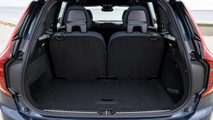 VOLVO XC90 ESTATE 2.0 B5P [250] Ultra Dark 5dr AWD Geartronic