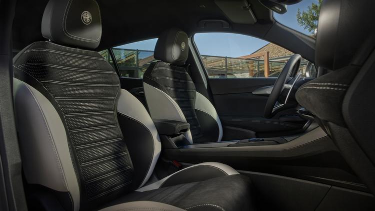 ALFA ROMEO TONALE HATCHBACK 1.3 PHEV 5dr Auto