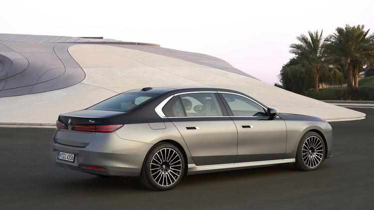 BMW I7 SALOON 335kW xDrive50 Ultimate Ed 118kWh 4dr Auto [Exec]