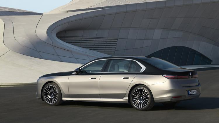 BMW I7 SALOON 335kW xDrive50 Ultimate Ed 118kWh 4dr Auto [Exec]