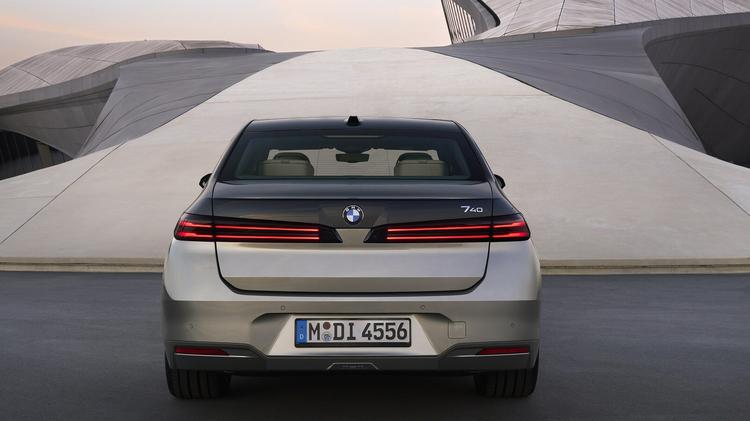 BMW I7 SALOON 335kW xDrive50 Ultimate Ed 118kWh 4dr Auto [Exec]