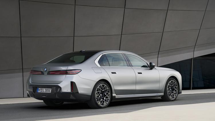 BMW I7 SALOON 400kW xDrive60 M Sport 105.7kWh 4dr Auto [Ulti Pk]