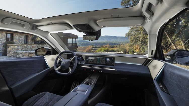 DS No8 ESTATE 191kW Pallas 74kWh 5dr Auto