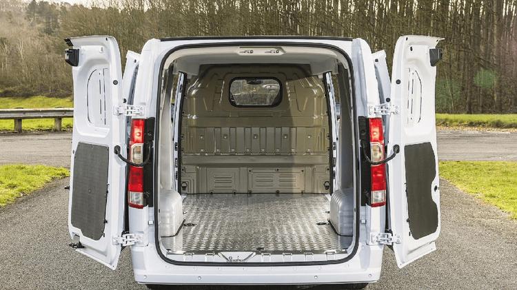 FARIZON V7E L1 ELECTRIC 110kW 50kWh H1 Van Auto