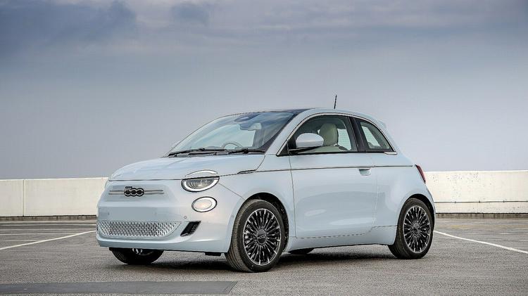 FIAT 500 ELECTRIC HATCHBACK 87kW Icon 42kWh 3dr Auto