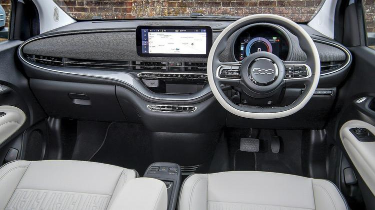 FIAT 500 ELECTRIC HATCHBACK 87kW Icon 42kWh 3dr Auto