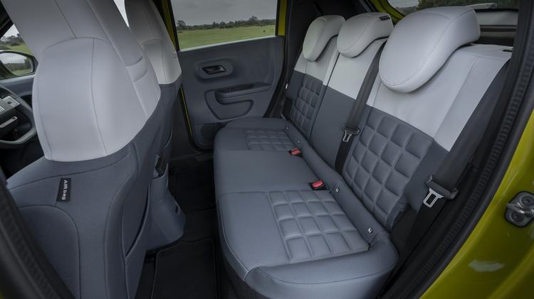 FIAT GRANDE PANDA ELECTRIC HATCHBACK 83kW La Prima 44kWh 5dr Auto
