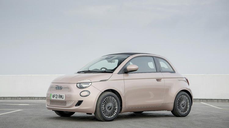 FIAT 500 ELECTRIC CABRIO 87kW La Prima 42kWh 2dr Auto