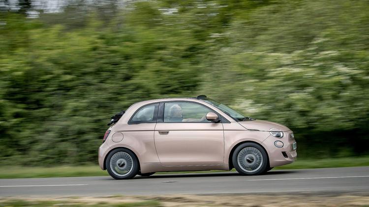 FIAT 500 ELECTRIC CABRIO 87kW La Prima 42kWh 2dr Auto