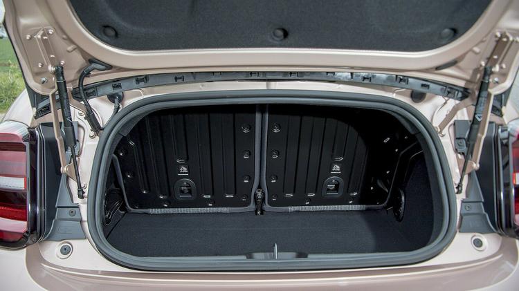 FIAT 500 ELECTRIC CABRIO 87kW La Prima 42kWh 2dr Auto