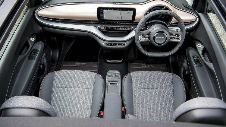 FIAT 500 ELECTRIC CABRIO 87kW La Prima 42kWh 2dr Auto