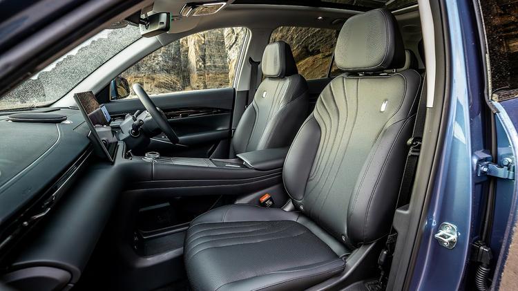 GEELY STARRAY ESTATE 1.5 EM-i Pro 5dr Auto