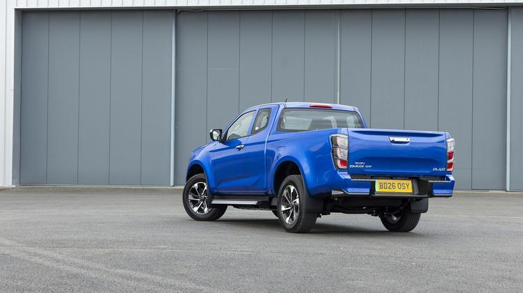 ISUZU D-MAX ELECTRIC 140kW 67kWh eV-Cross Double Cab Pickup 4x4 Auto