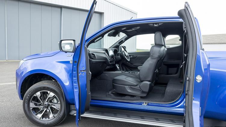 ISUZU D-MAX ELECTRIC 140kW 67kWh eV-Cross Double Cab Pickup 4x4 Auto