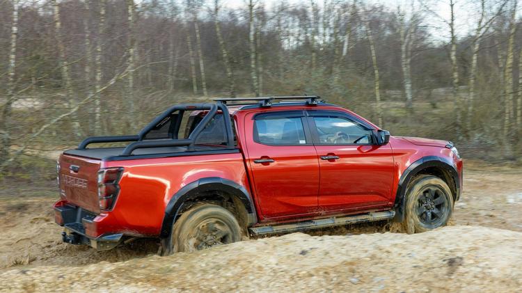 ISUZU D-MAX DIESEL 1.9 V-Cross Double Cab 4x4