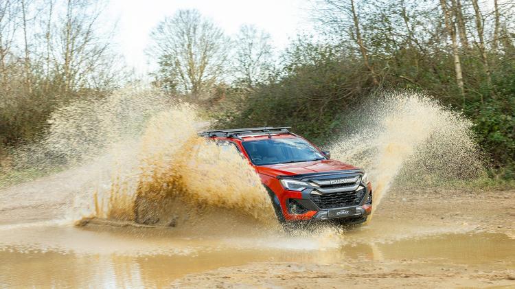 ISUZU D-MAX DIESEL 1.9 V-Cross Double Cab 4x4
