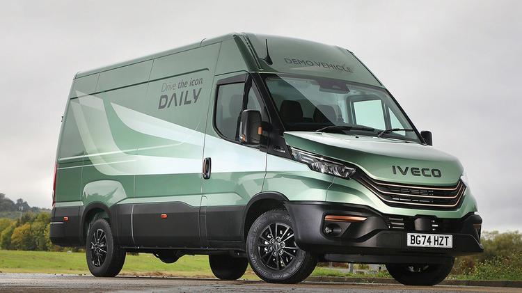 IVECO DAILY 35S12 DIESEL 2.3 High Roof Van 3520 WB