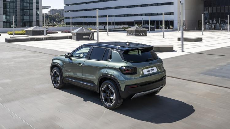 JEEP AVENGER HATCHBACK 1.2 E-AWD e-Hybrid Upland 5dr DCT