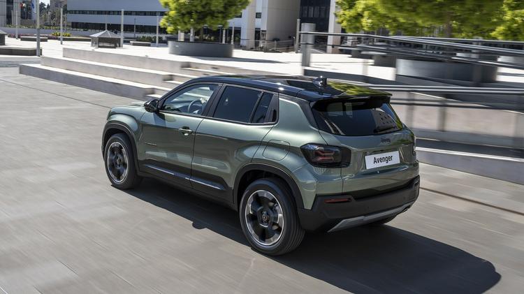 JEEP AVENGER HATCHBACK 1.2 E-AWD e-Hybrid Upland 5dr DCT