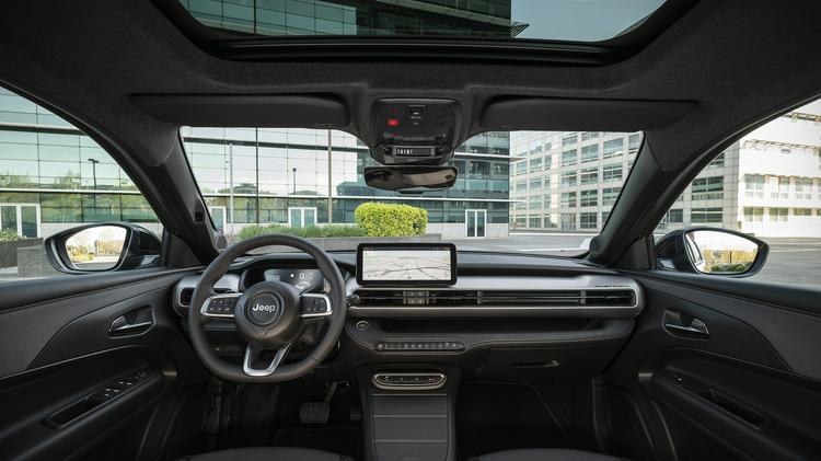 JEEP AVENGER HATCHBACK 1.2 E-AWD e-Hybrid Upland 5dr DCT