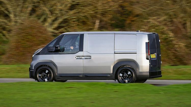 KIA PV5 CARGO L1 ELECTRIC 89kW Plus Standard Range 52kWh H1 Van Auto