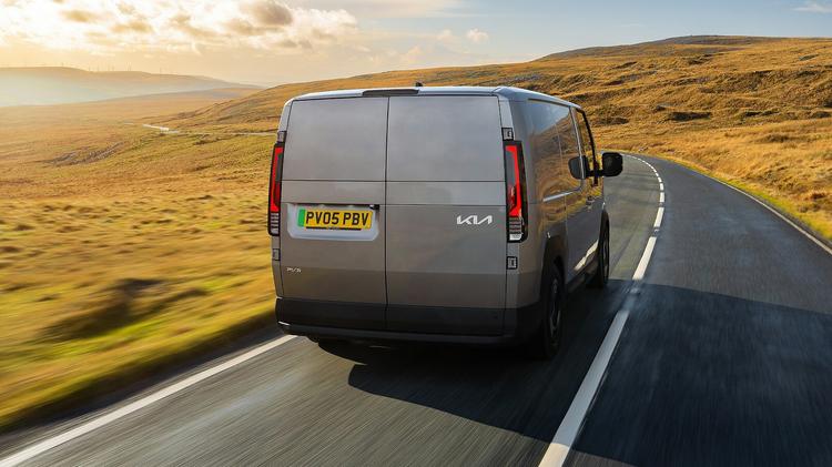 KIA PV5 CARGO L1 ELECTRIC 89kW Plus Standard Range 52kWh H1 Van Auto