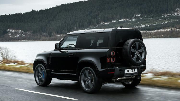 LAND ROVER DEFENDER DIESEL ESTATE 3.0 D350 X 90 3dr Auto [6 Seat]