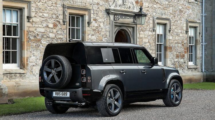 LAND ROVER DEFENDER DIESEL ESTATE 3.0 D350 X 90 3dr Auto [6 Seat]