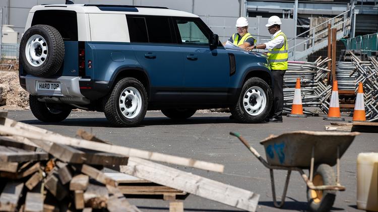LAND ROVER DEFENDER 110 DIESEL 3.0 D350 Hard Top X-Dynamic HSE Auto [3 Seat]
