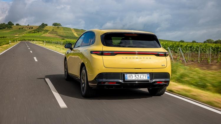 LEAPMOTOR B05 HATCHBACK 160kW 67kWh 5dr Auto