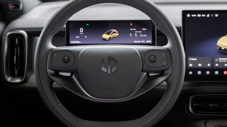 LEAPMOTOR B05 HATCHBACK 160kW 67kWh 5dr Auto